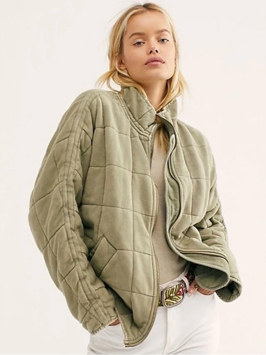 Free People Jackets & Blazers - Free People Dolman Quilted Knit Jacket in Moss